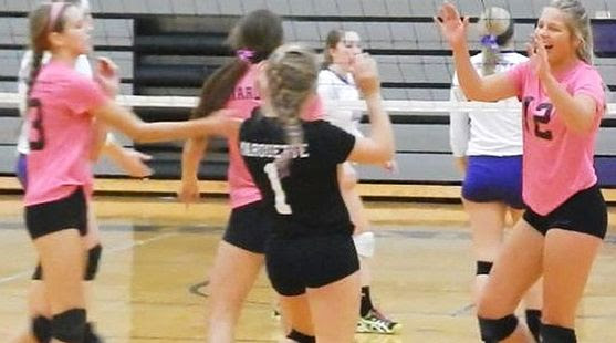 Marquette Volleyball Wears Pink Sweeps Gladstone Rrn Sports The Source For Sports In Michigan S Upper Peninsula