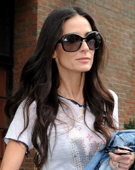 Demi Moore Layered Long Wavy Hairstyles - PoPular Haircuts