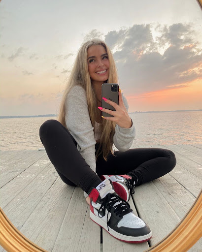 Download Addison Rae Aesthetic Pics Pics