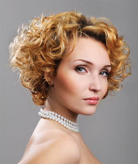 frisuren für lange gewellte haare