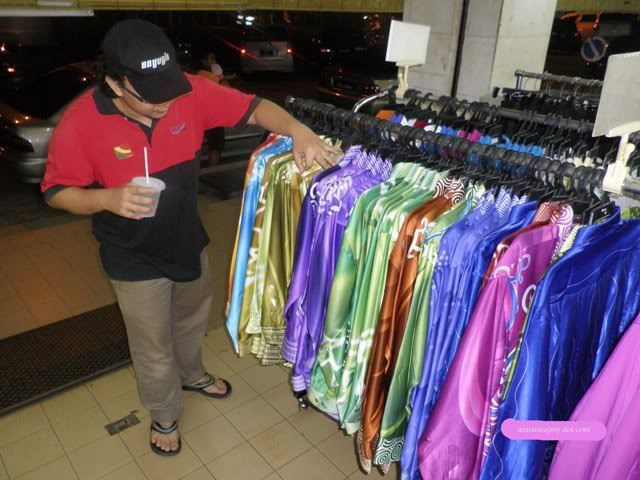 Pilih Baju Raya