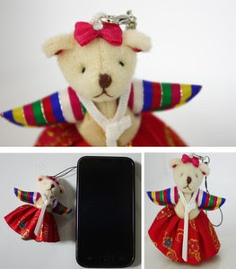 Hand Made Lovely Cute Mini Korean HANBOK Bear Cell Phone Hand Made Lovely Cute Mini Korean HANBOK Bear Cell Phone