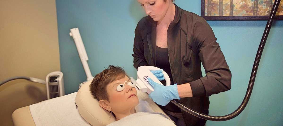 Should You Try Lasers for Your Acne?<a name='more'></a> Hereaposs What an Expert