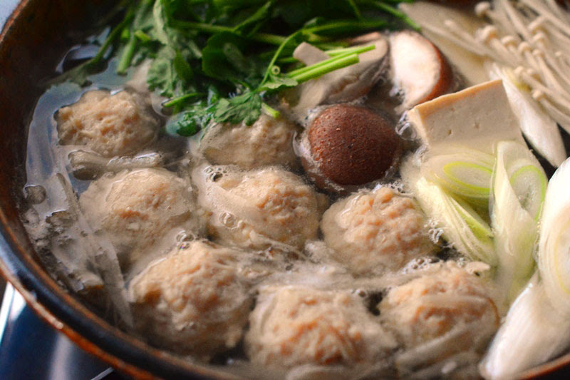 鶏団子鍋 鶏つくね鍋 のレシピ 作り方 白ごはん Com