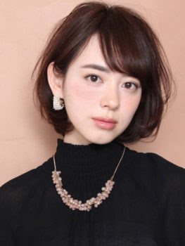 骨格診断ストレートに似合う髪型は ストレート芸能人からボブ パーマ