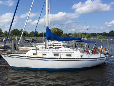 Hunter Cherubini 27, 1982, Oshkosh, Wisconsin, sailboat 