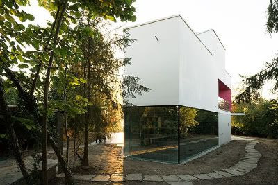 L House 2