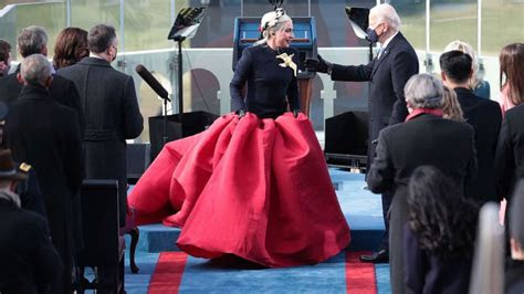 Die musikerin ist derzeit mit … Lady Gaga stuns in custom couture for Biden-Harris
