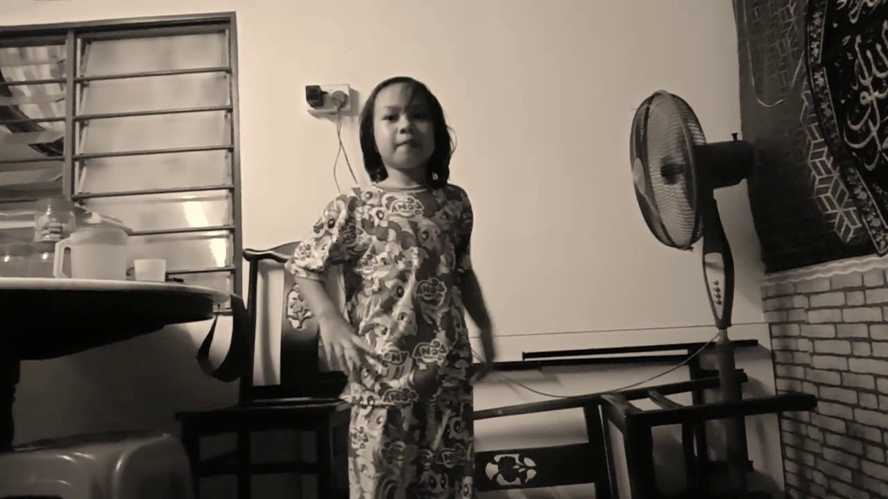 Request chord services , organizes chords . Saloma Malam Pesta Muda Mudi Otosection