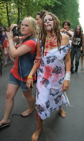 Zombie Walk in Saint Petersburg, Russia (85 pics)