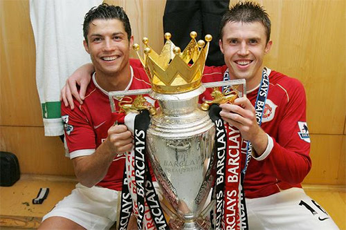 michael-carrick-cay-dan-bo-quen-o-old-trafford-1