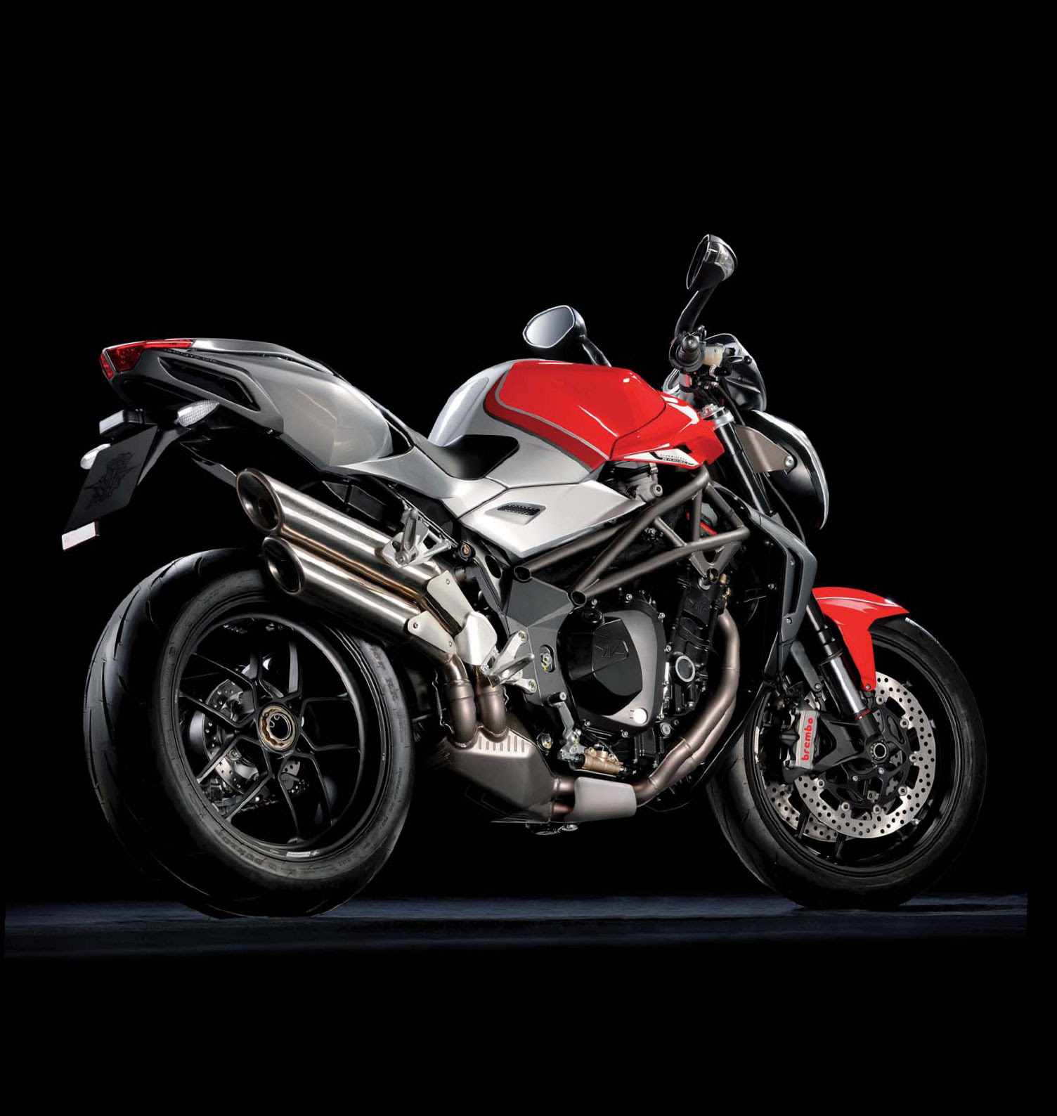 2011 MV Agusta Brutale 1090RR - Moto.ZombDrive.COM