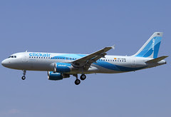 Clickair A320-216 EC-KHN BCN 03/08/2007