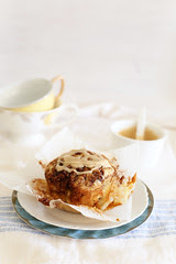 Cinnamon roll mini cakes