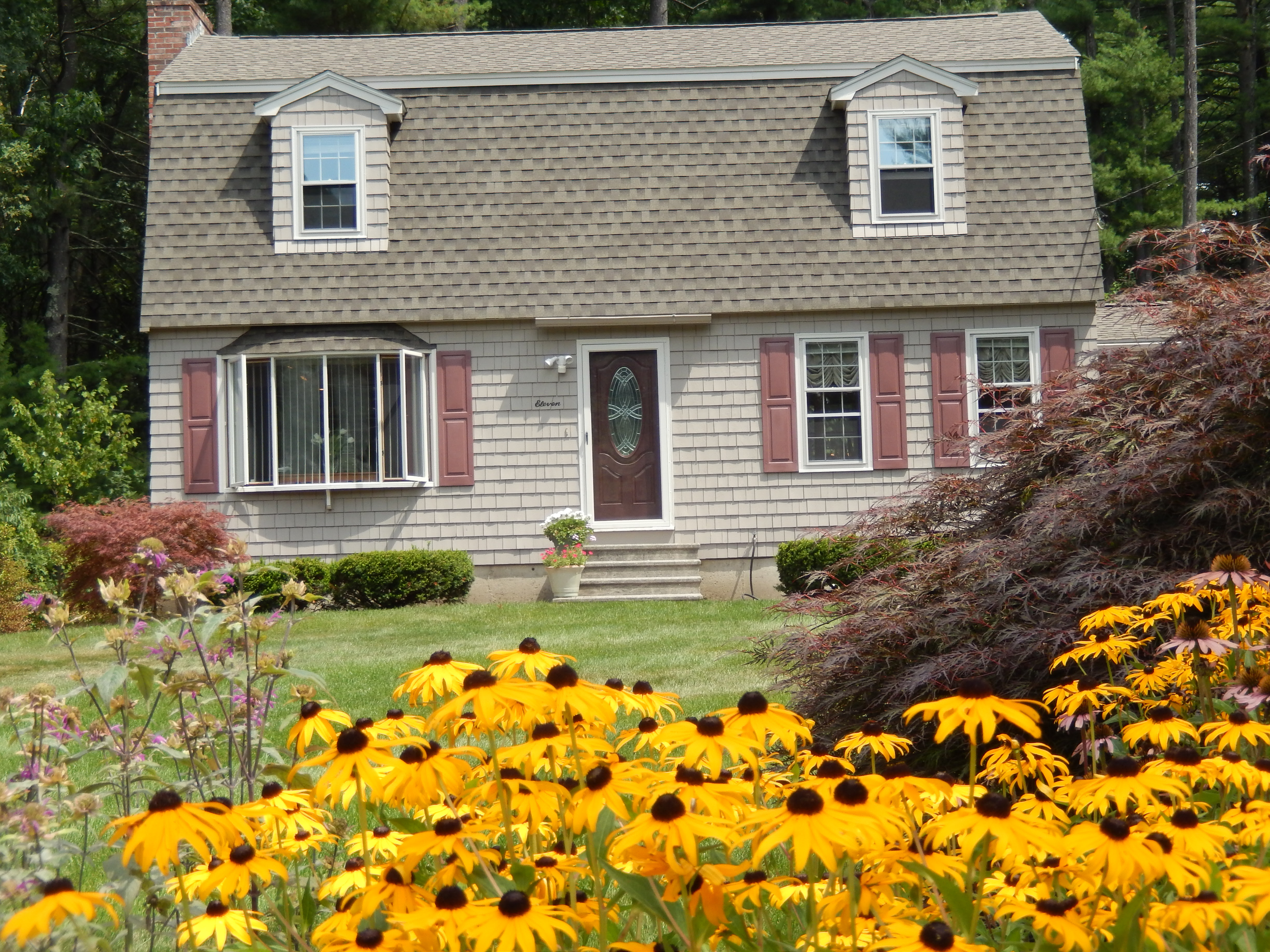 JUST LISTED 289 900 11 Jaqueline Street Hudson  NH  by 
