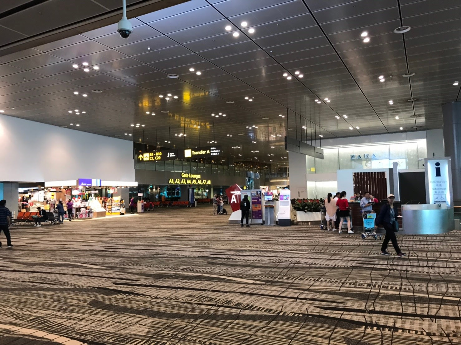 もはや観光地 シンガポール チャンギ空港の魅力と評判を紹介 飛行機旅行のゼミナール