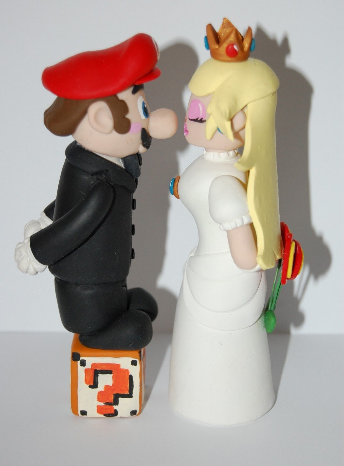 Princess+peach+and+mario+ princess peach and princess daisy kissing. Princess+peach+and+mario+