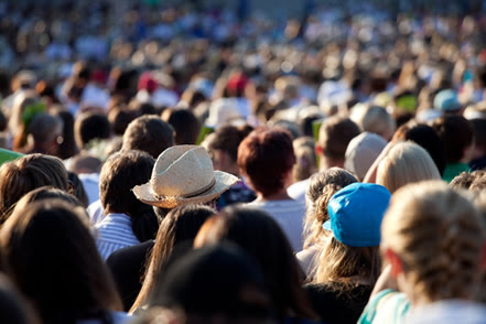 Nos centros urbanos há grande concentração de pessoas