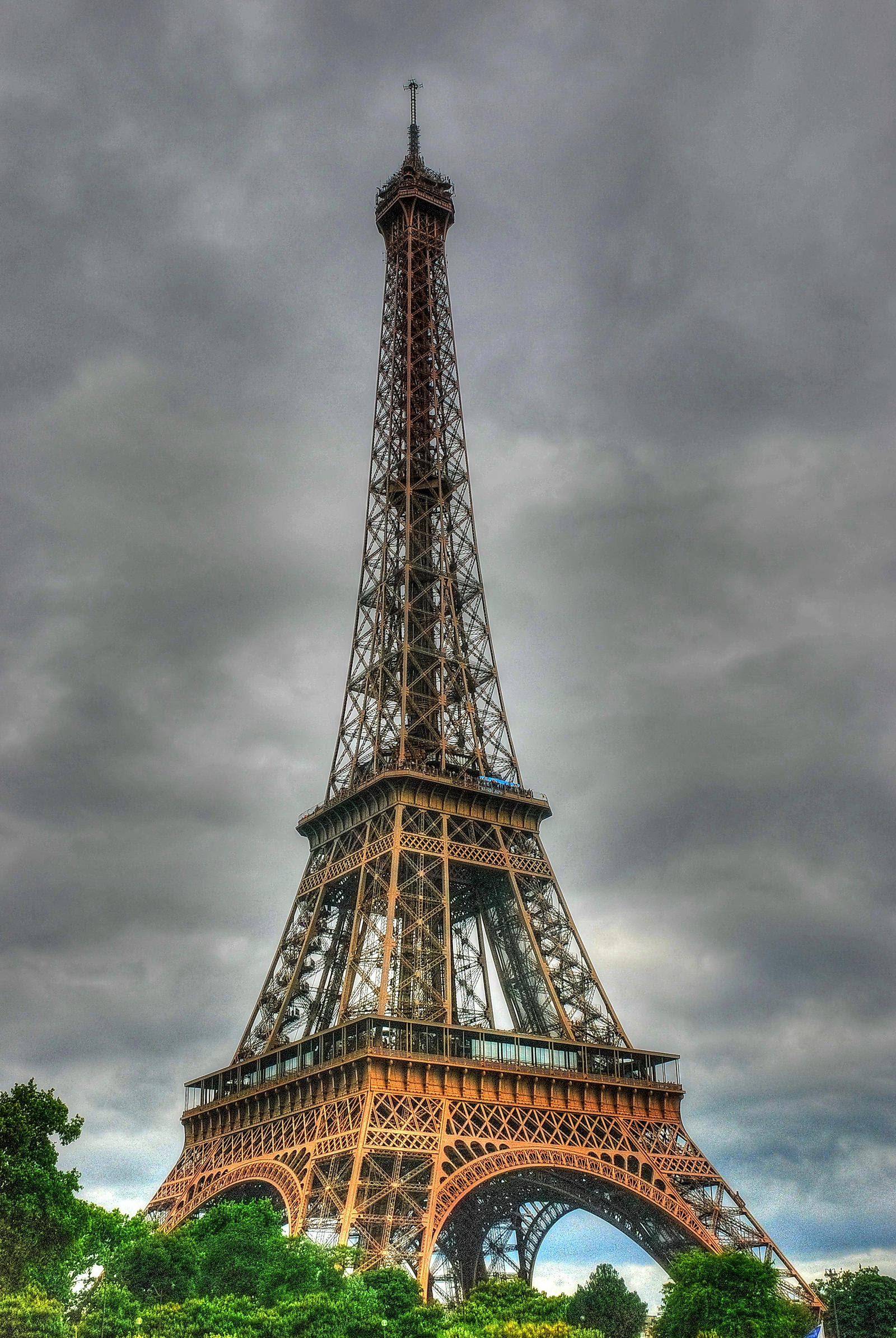 Paris, Eiffel Tower by bianco-c on DeviantArt