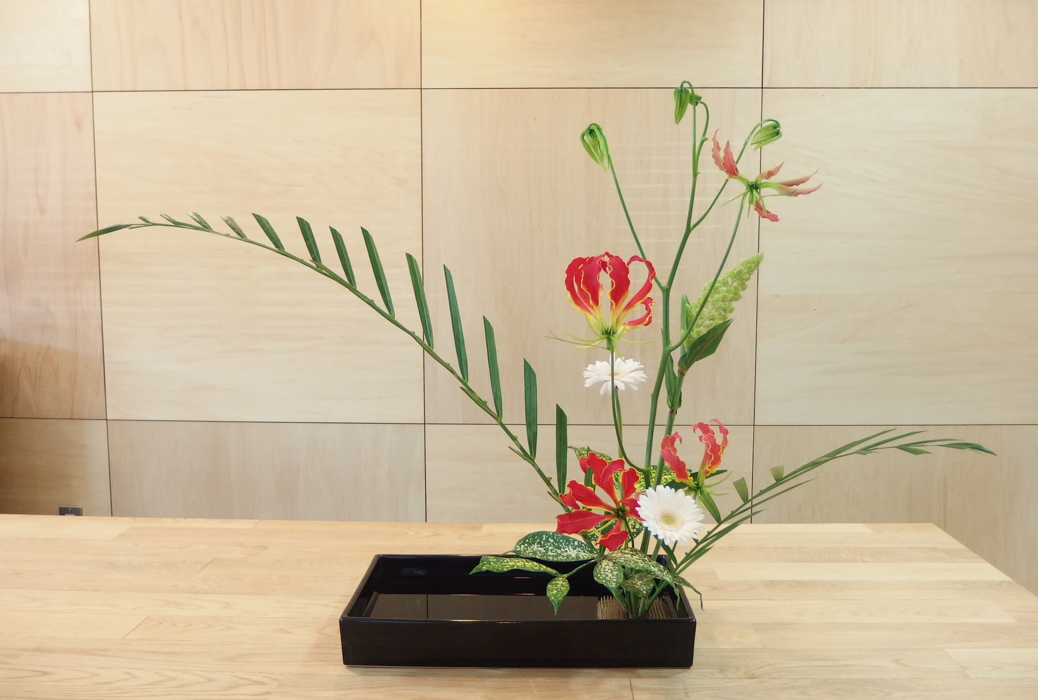 夏に向くいけばな花材とその使い方 いけばなfactory