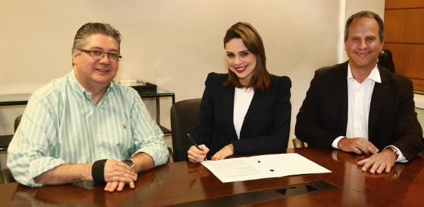 O diretor de produção Leon Abravanel, a jornalista Rachel Sheherazade e o vice-presidente do SBT, José Roberto Maciel