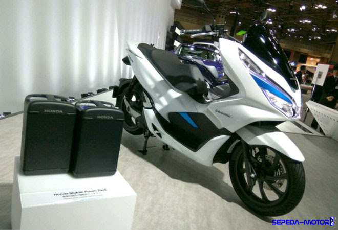 Pengembangan Motor  Honda  PCX  Listrik dan Hybrid Kini Sudah 