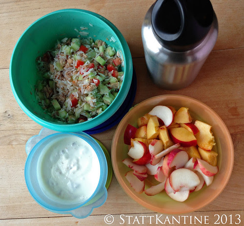 StattKantine 8. August 2013 - Reissalat mit Thunfisch, Nektarinen, Joghurt