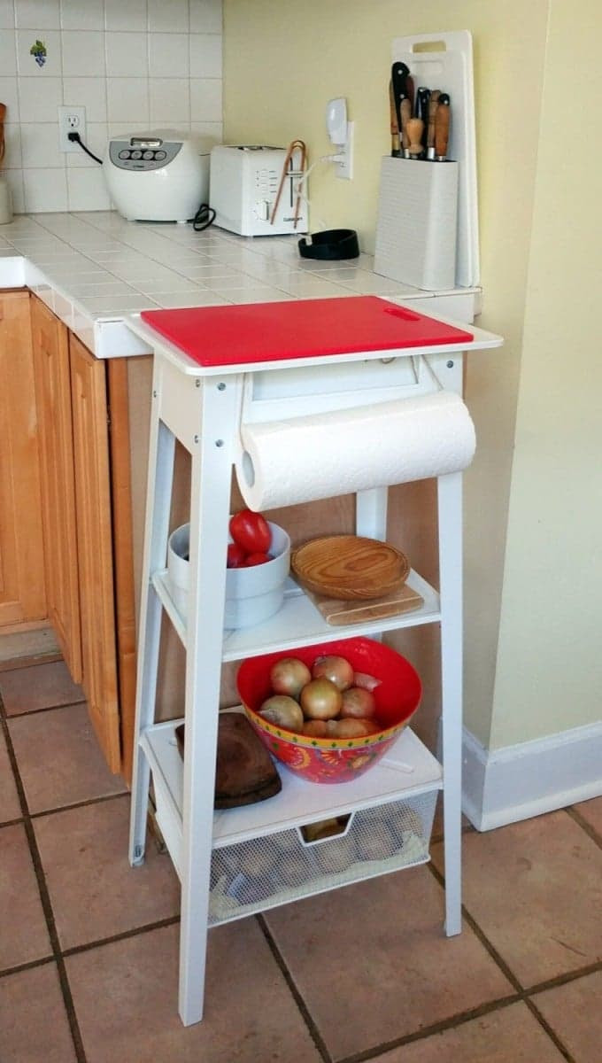 Quick, easy chopping station + kitchen island ideas