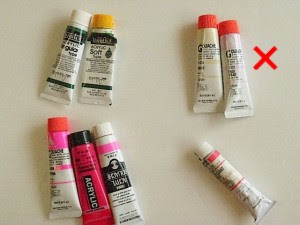 クレイフラワーの作り方 樹脂粘土 軽量粘土 着色するための材料２ 絵の具