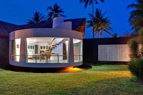 Эклектичный дизайн виллы Villa Sapi в Индонезии