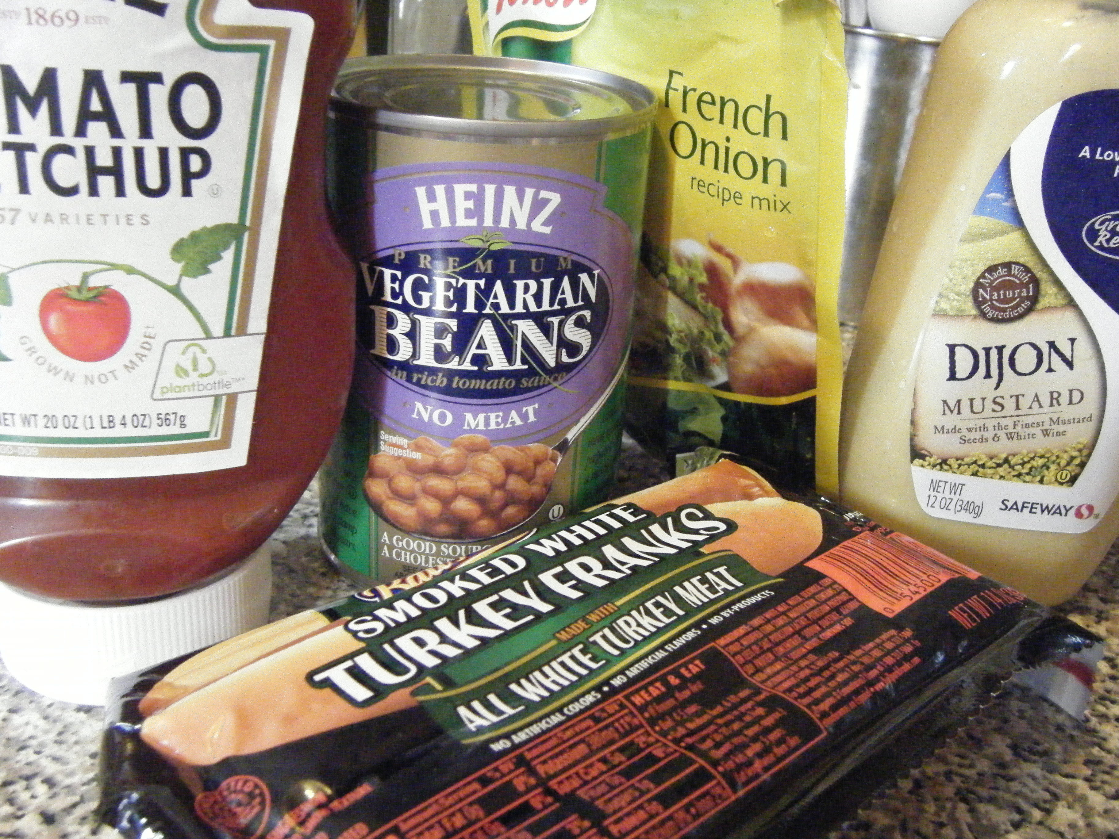 WIENER WEDNESDAY: Wiener Bean Pot | Dinner Is Served 1972