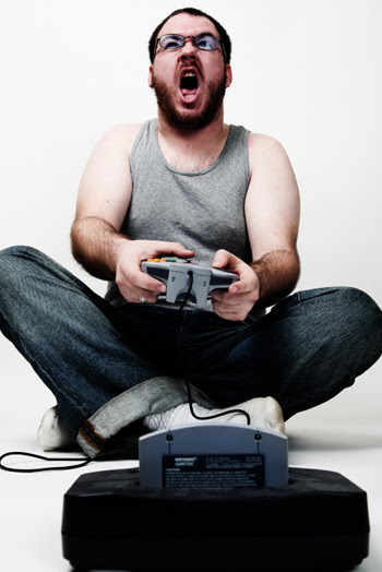 http://kristinvanderburgh.files.wordpress.com/2009/01/hardcore-gamer.jpg