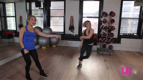 We earn a commission for products purchased through some links in this article. Kelly Ripa's Arms, Abs: Learn Her Workout From Trainer