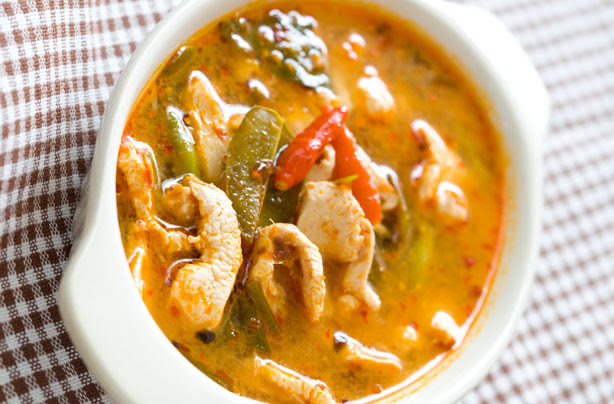 Chicken tom yum soup recipe - goodtoknow