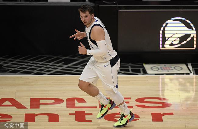 独行侠如何给东契奇找帮手 警惕詹皇前车之鉴 Nba 新浪竞技风暴 新浪网