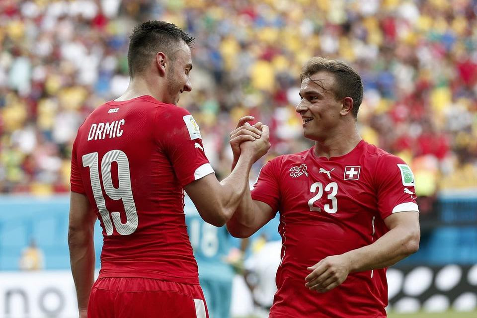 FIFA Mondial: Shaqiri voit triple et prend rendez-vous ...