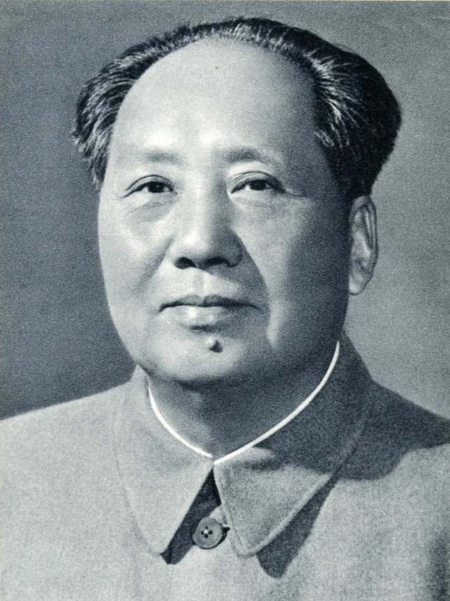 Milliókat keres fellépésenként Mao Ce-tung női imitátora ...