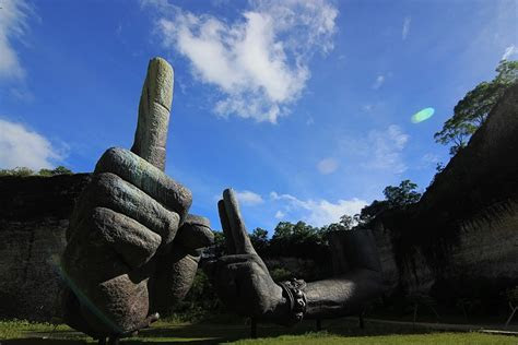 Apa perbedaan nabi dan rasul menurut agama islam? Taman Budaya Bernama Garuda Wisnu Kencana : Pariwisata