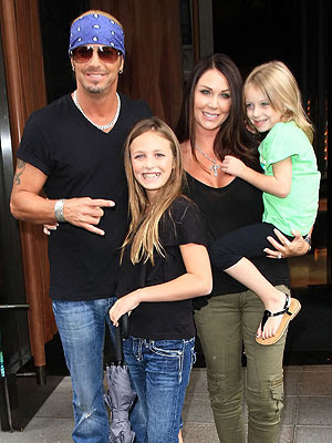 Family Photo: Bret Michaels Keeps on Rockinâ