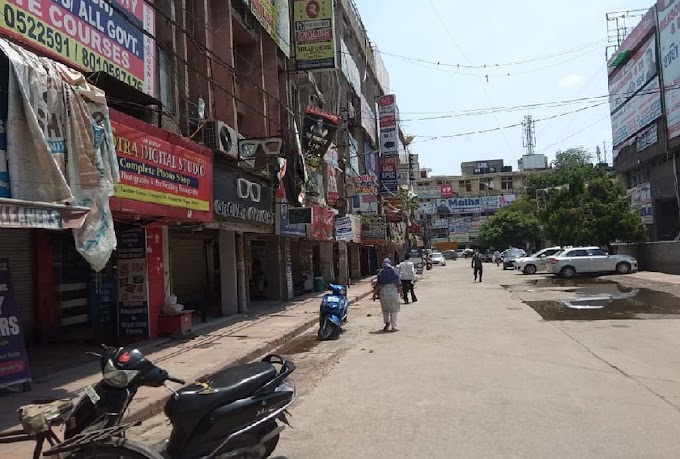 दिल्लीः मुखर्जी नगर छोड़ घर गए प्रतियोगी परीक्षाओं की तैयारी करने वाले युवा

