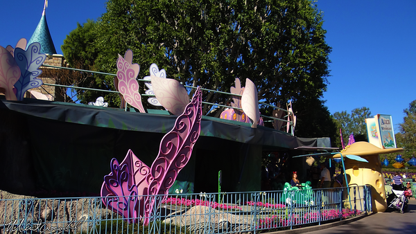 Disneyland Resort, Disneyland, Alice in Wonderland