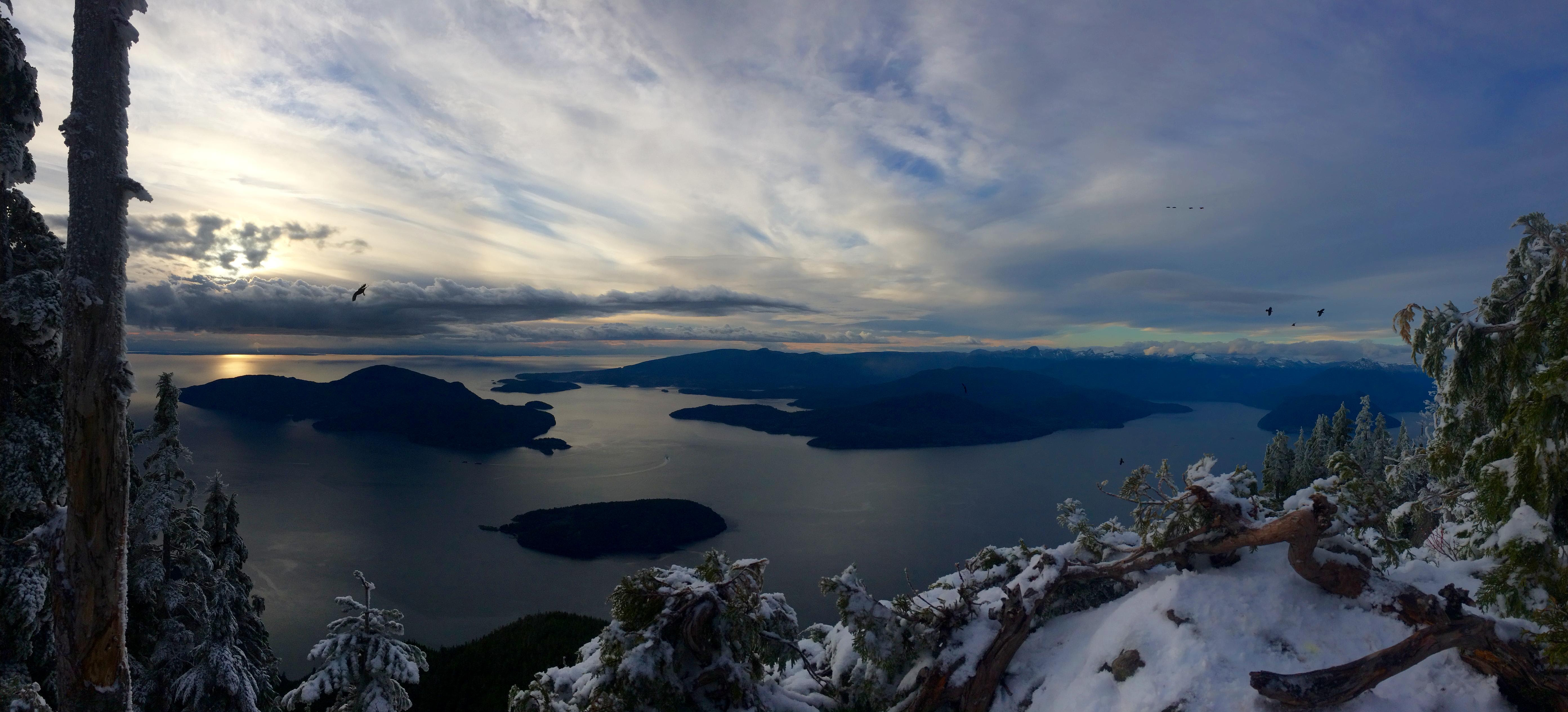 Sunset views from Unnecessary Mountain, part of the Howe Sound Crest Trail, BC, Canada. [5570x2530] (OC)