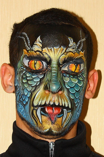 dragon body paint art photo