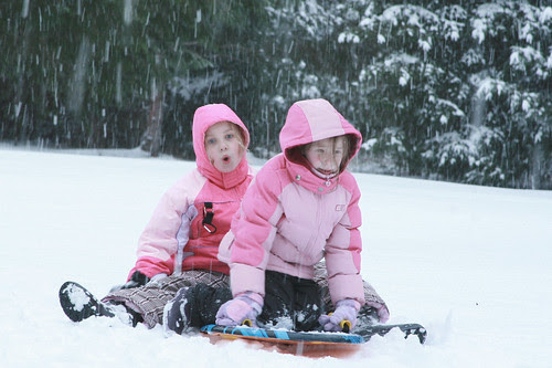 snow_mariah_natalie_funny_face