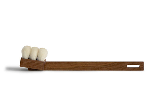 Suvé Bath Brushes