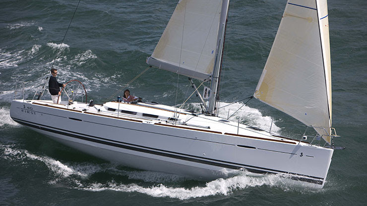 Perry Design Review: Beneteau First 40.7 - boats.com