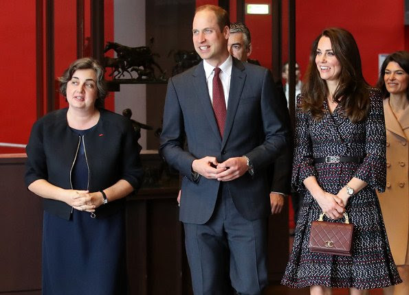 Kate Middleton wore Chanel coat dress from RTW Spring/Summer 2017 Pre-Collection and Tod's Fringed Leather Pumps. The Duchess carrying a Chanel bag