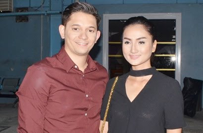 Andrew Andika dan Tengku Dewi, Tak pelit membeberkan konsep pernikahannya http://ift.tt/20kt43r - Berita Terkini Andrew Andika dan Tengku Dewi Terbaru Hari Ini -Pesintron Andrew Andika dan kekasihnya, Tengku Dewi, tengah mempersiapkan pernikahan yang rencananya akan digelar tahun ini. Ditemui di bilangan Kapt. Tendean, Jakarta Selatan, pasangan ini tak pelit dengan membeberkan konsep pernikahannya. 