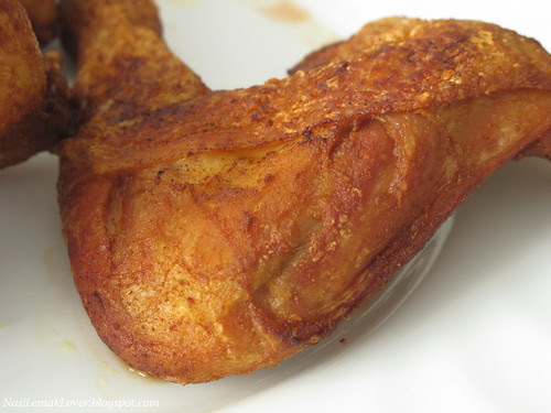 Nasi Ayam Kampung goreng (Deep fried Chicken and rice)