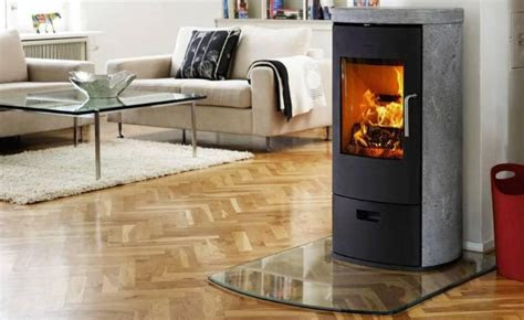 gemuetlichkeit durch kamin im wohnzimmer